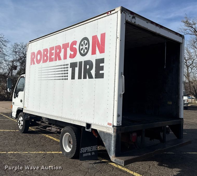 image for item EU4020 2001 Chevrolet W3500 box truck