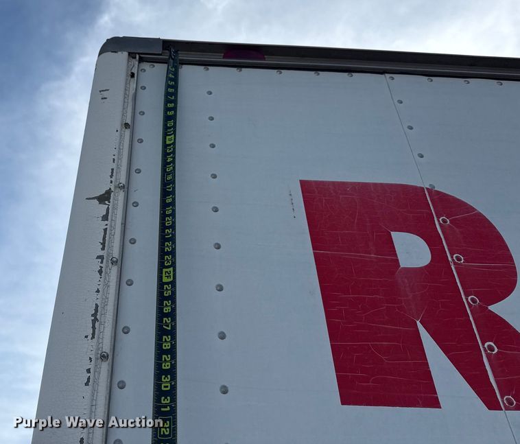 image for item EU4020 2001 Chevrolet W3500 box truck