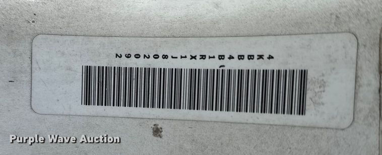 image for item EU4020 2001 Chevrolet W3500 box truck