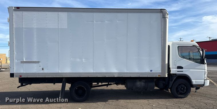 image for item EU4021 2007 Sterling 500 box truck