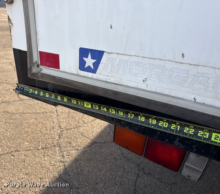 image for item EU4021 2007 Sterling 500 box truck