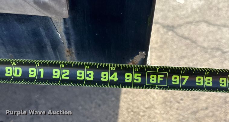 image for item EU4021 2007 Sterling 500 box truck