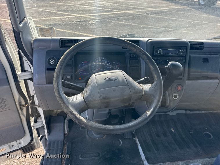 image for item EU4021 2007 Sterling 500 box truck