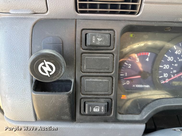 image for item EU4021 2007 Sterling 500 box truck