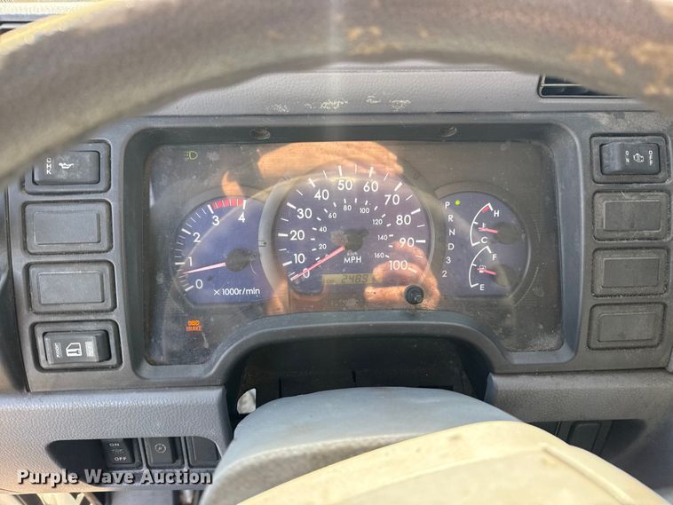 image for item EU4021 2007 Sterling 500 box truck