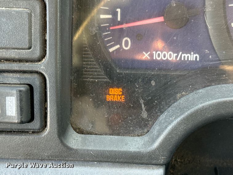 image for item EU4021 2007 Sterling 500 box truck