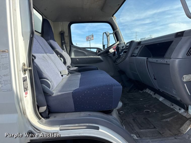 image for item EU4021 2007 Sterling 500 box truck