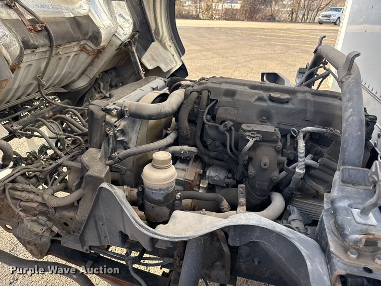 image for item EU4021 2007 Sterling 500 box truck