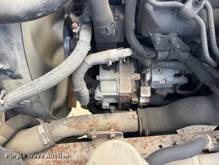 image for item EU4021 2007 Sterling 500 box truck