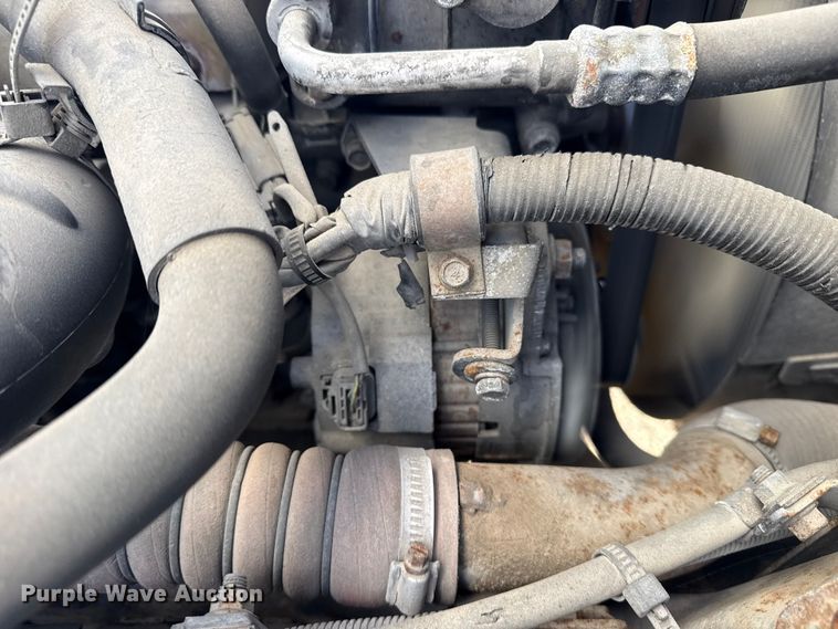 image for item EU4021 2007 Sterling 500 box truck