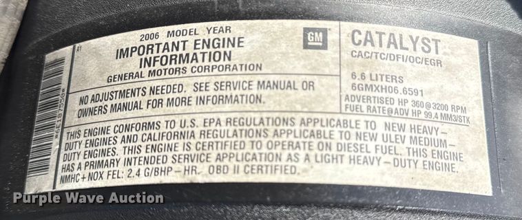 image for item EU4022 2006 Chevrolet Silverado 3500 flatbed pickup truck