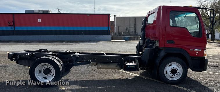 image for item EU4023 2006 Ford 450 truck cab and chassis