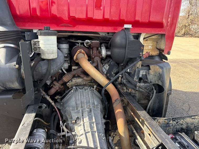 image for item EU4023 2006 Ford 450 truck cab and chassis