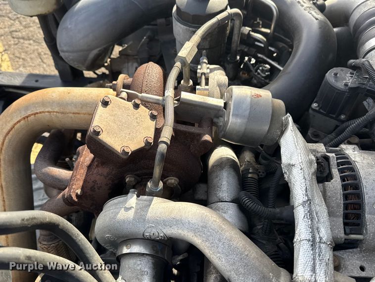 image for item EU4023 2006 Ford 450 truck cab and chassis