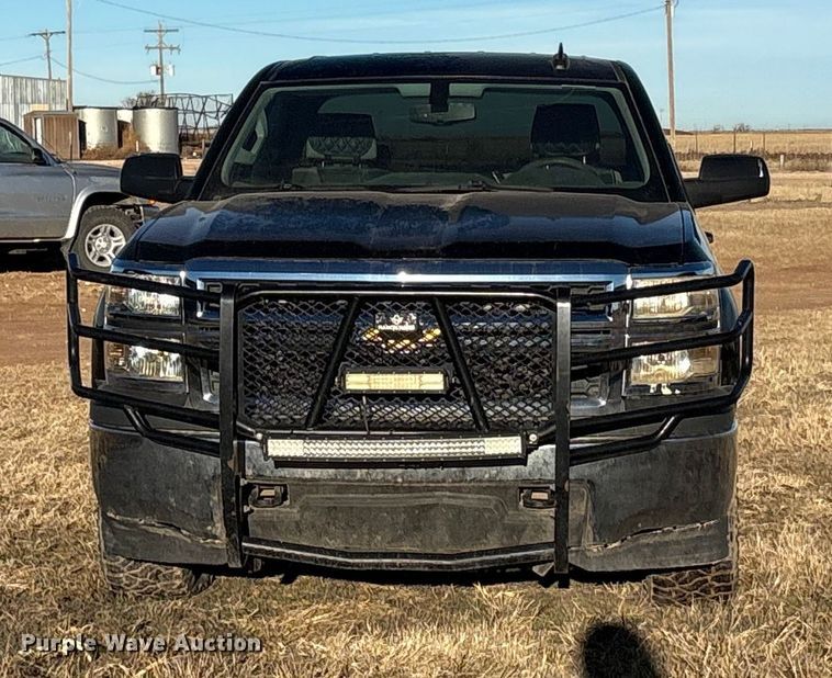 image for item EU4731 2015 Chevrolet Silverado 1500 Crew Cab pickup truck