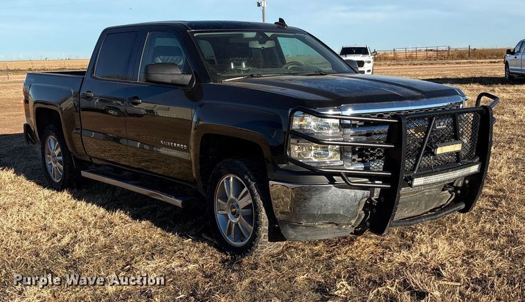 image for item EU4731 2015 Chevrolet Silverado 1500 Crew Cab pickup truck