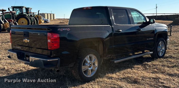 image for item EU4731 2015 Chevrolet Silverado 1500 Crew Cab pickup truck