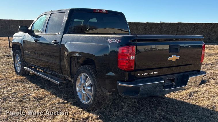 image for item EU4731 2015 Chevrolet Silverado 1500 Crew Cab pickup truck