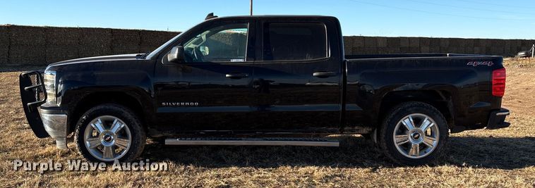 image for item EU4731 2015 Chevrolet Silverado 1500 Crew Cab pickup truck
