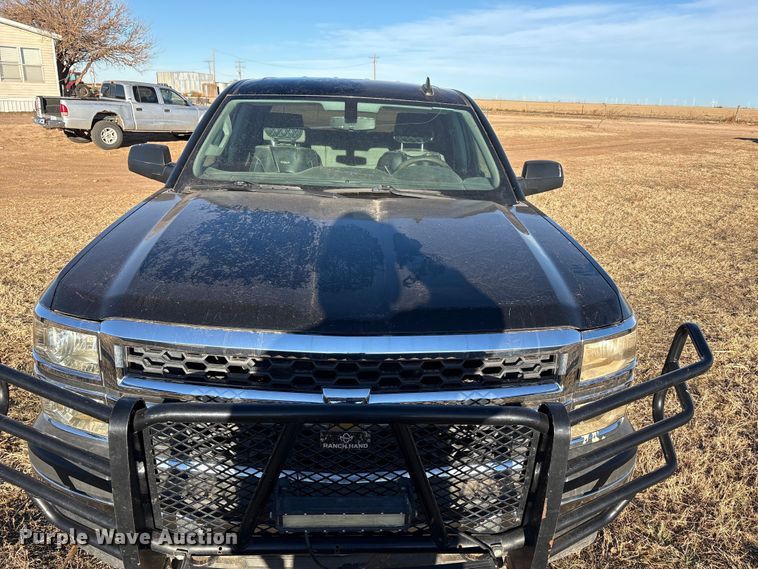 image for item EU4731 2015 Chevrolet Silverado 1500 Crew Cab pickup truck