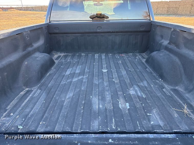 image for item EU4731 2015 Chevrolet Silverado 1500 Crew Cab pickup truck