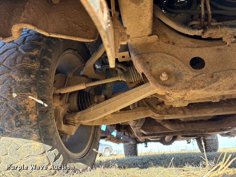 image for item EU4731 2015 Chevrolet Silverado 1500 Crew Cab pickup truck