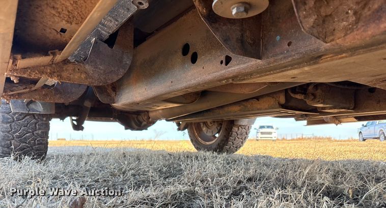 image for item EU4731 2015 Chevrolet Silverado 1500 Crew Cab pickup truck