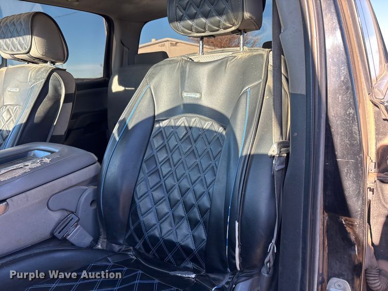 image for item EU4731 2015 Chevrolet Silverado 1500 Crew Cab pickup truck