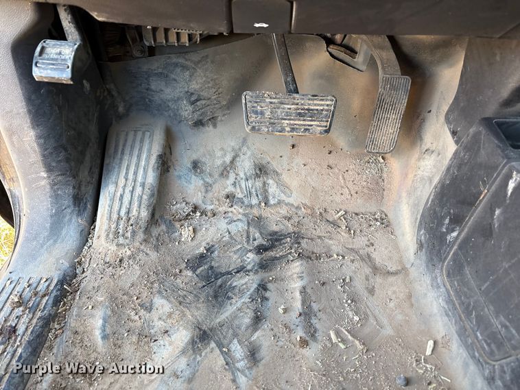 image for item EU4731 2015 Chevrolet Silverado 1500 Crew Cab pickup truck