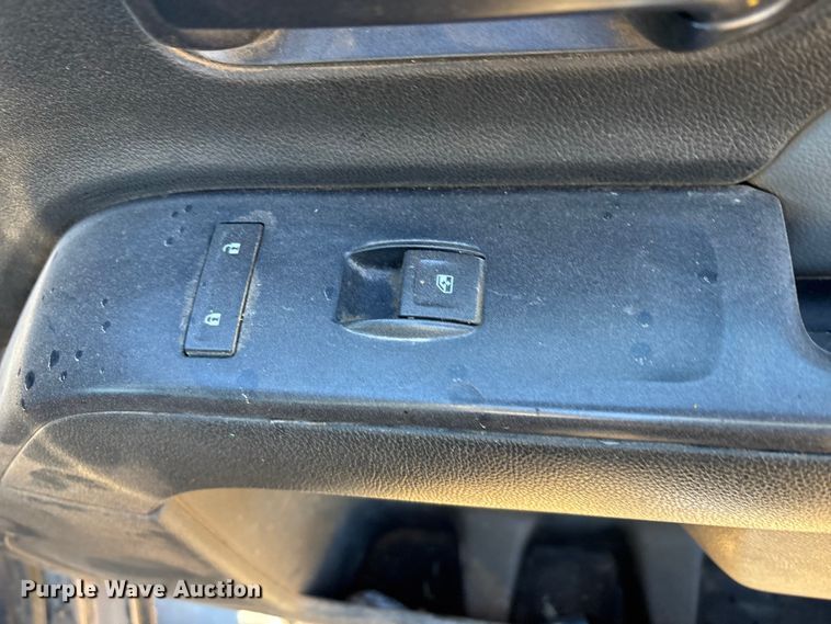 image for item EU4731 2015 Chevrolet Silverado 1500 Crew Cab pickup truck