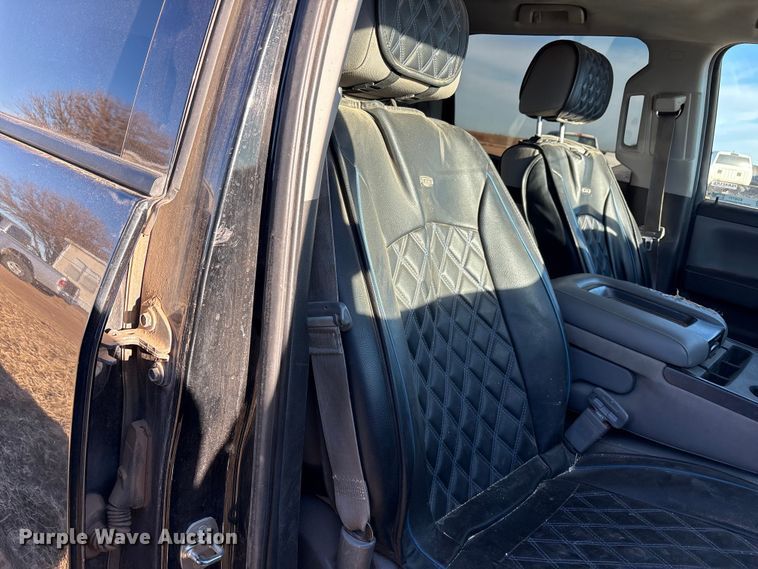 image for item EU4731 2015 Chevrolet Silverado 1500 Crew Cab pickup truck