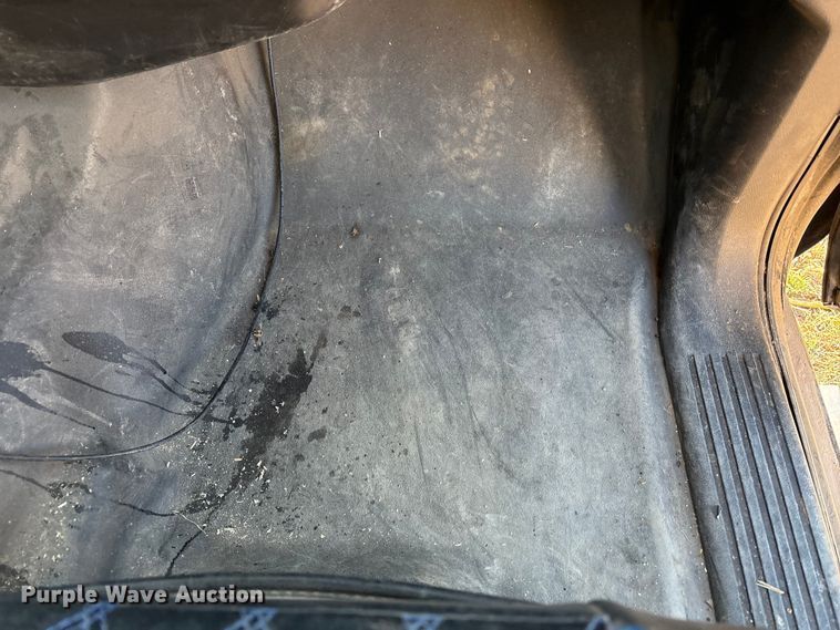 image for item EU4731 2015 Chevrolet Silverado 1500 Crew Cab pickup truck