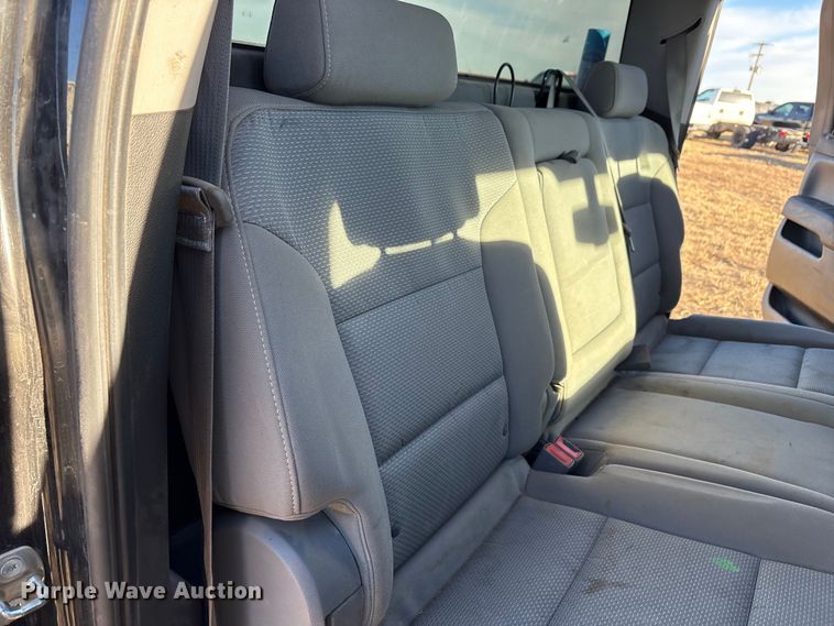 image for item EU4731 2015 Chevrolet Silverado 1500 Crew Cab pickup truck