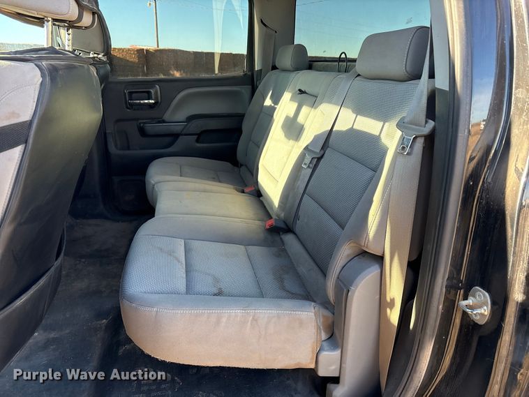 image for item EU4731 2015 Chevrolet Silverado 1500 Crew Cab pickup truck