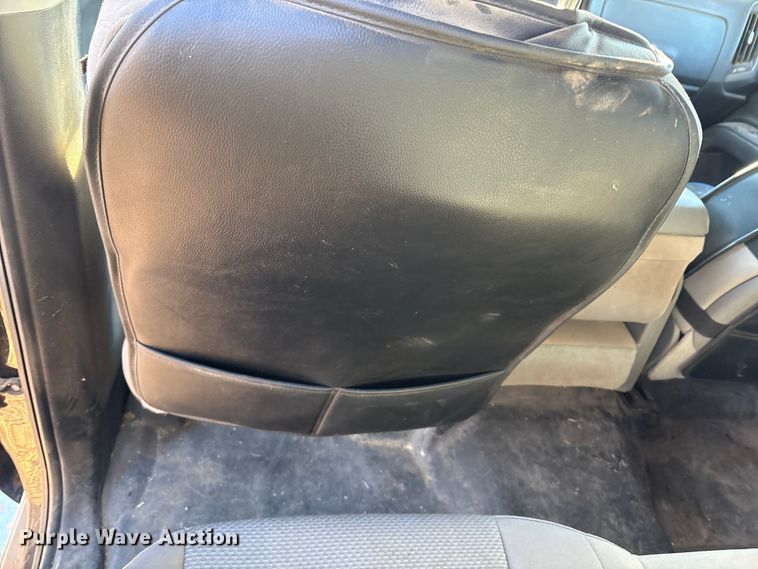 image for item EU4731 2015 Chevrolet Silverado 1500 Crew Cab pickup truck