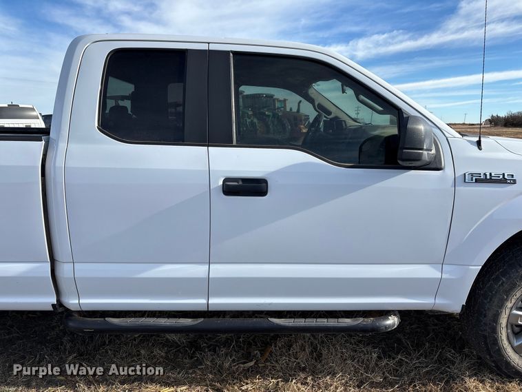 image for item EU4732 2018 Ford F150 SuperCab pickup truck