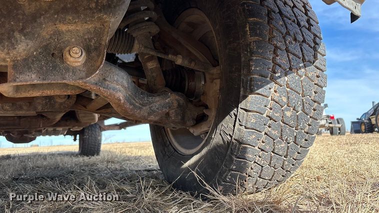 image for item EU4732 2018 Ford F150 SuperCab pickup truck