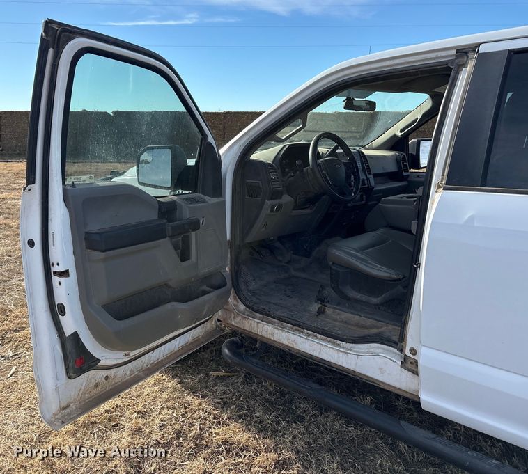 image for item EU4732 2018 Ford F150 SuperCab pickup truck