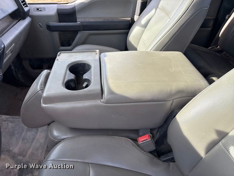 image for item EU4732 2018 Ford F150 SuperCab pickup truck