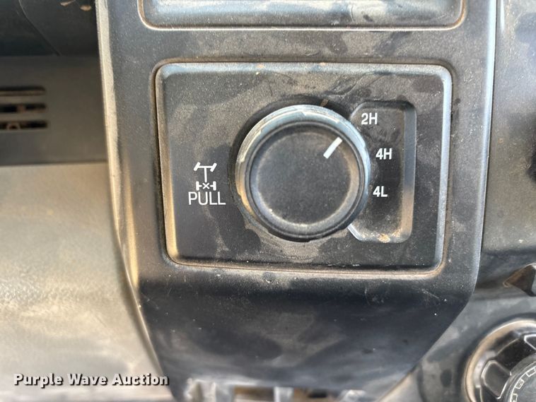 image for item EU4732 2018 Ford F150 SuperCab pickup truck