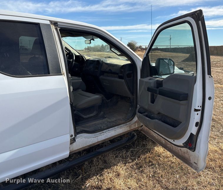 image for item EU4732 2018 Ford F150 SuperCab pickup truck