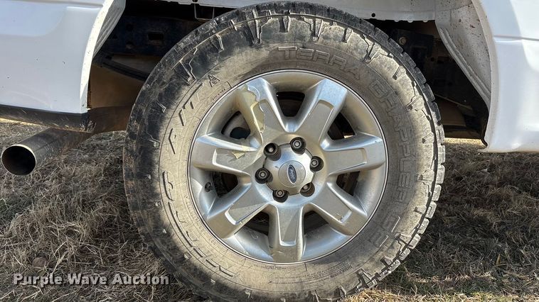 image for item EU4732 2018 Ford F150 SuperCab pickup truck