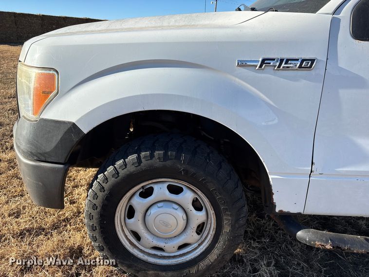 image for item EU4733 2010 Ford F150 pickup truck