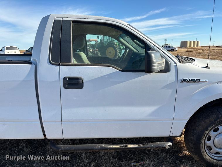 image for item EU4733 2010 Ford F150 pickup truck