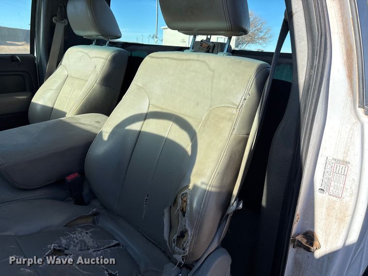 image for item EU4733 2010 Ford F150 pickup truck