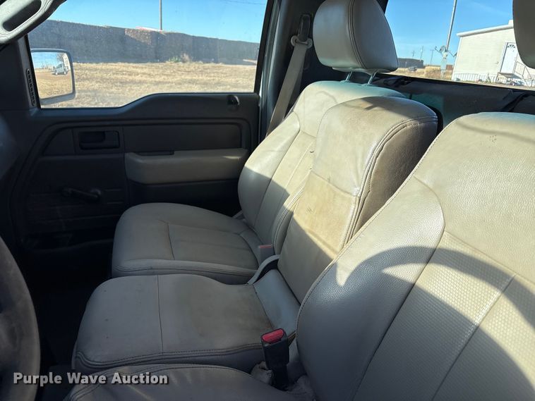 image for item EU4733 2010 Ford F150 pickup truck