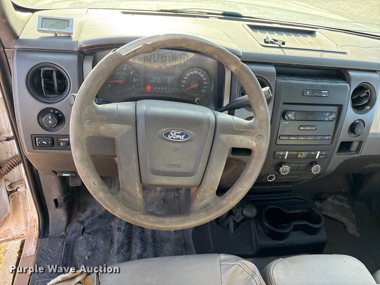 image for item EU4733 2010 Ford F150 pickup truck