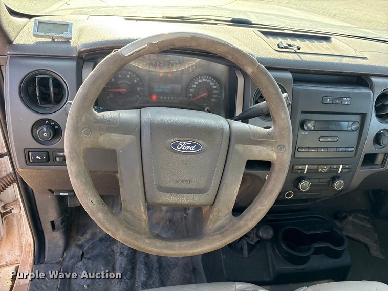 image for item EU4733 2010 Ford F150 pickup truck