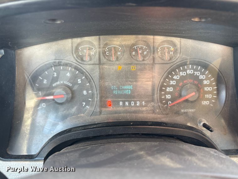 image for item EU4733 2010 Ford F150 pickup truck