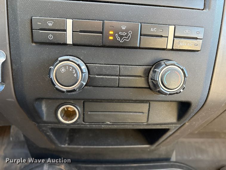 image for item EU4733 2010 Ford F150 pickup truck